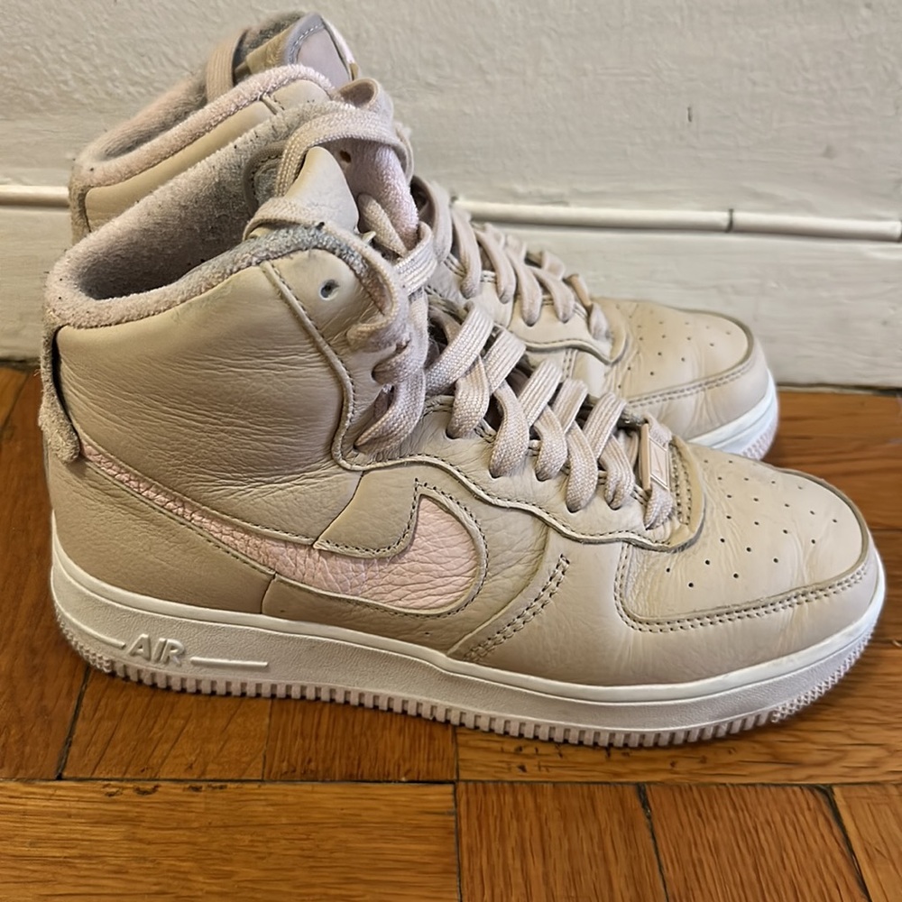 Nike Air